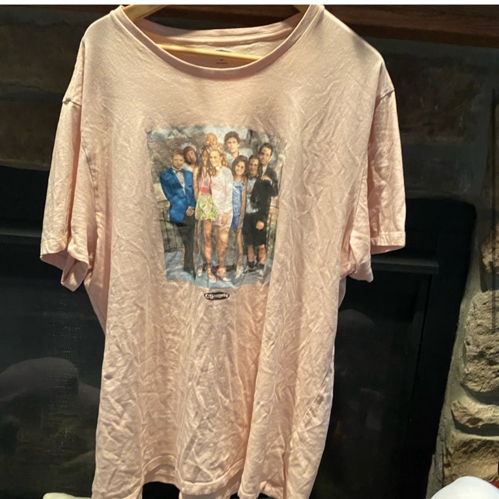 🎀 Host Pick 🎀 Clueless Men’s Graphic Tee - Picture 4 of 5